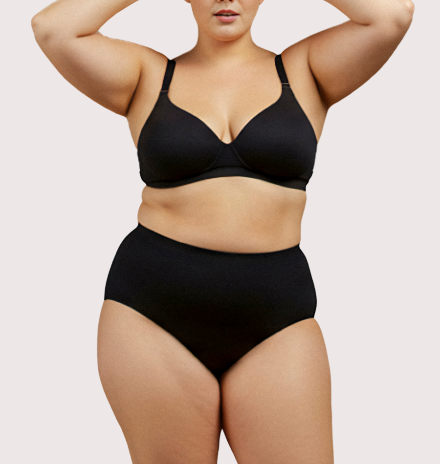 Briefs with clip closure